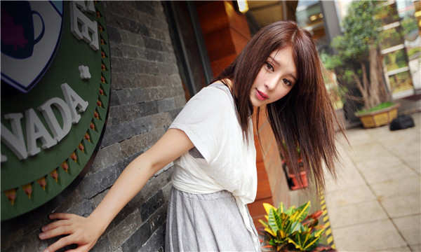 洛扎想找一个女性生孩子给报酬-｛找个女人生孩子多少钱｝