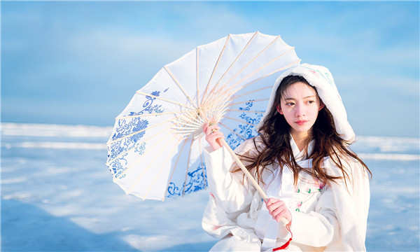洛扎试管代怀生子多少钱一个？助孕之路的费用分析与方案选择